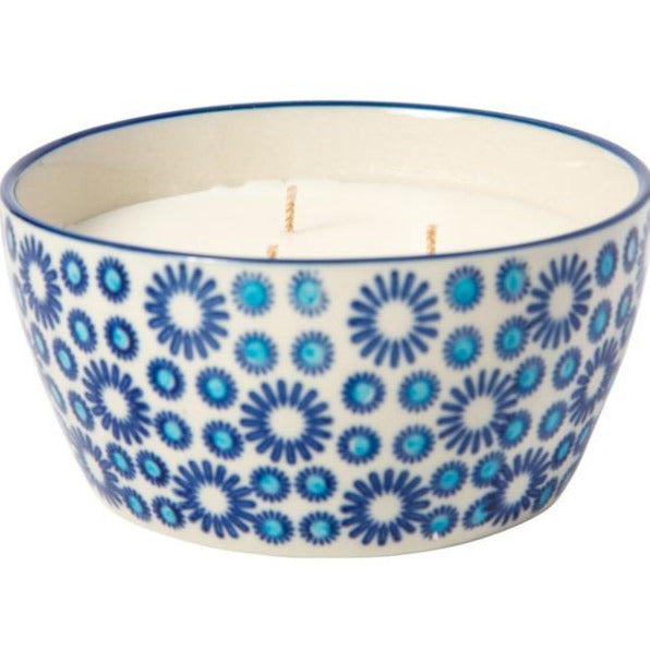 Lush 11.5oz Soy Wax Candle - Oceania
