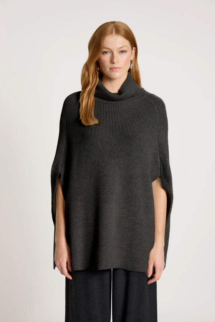 Berber Poncho - Char
