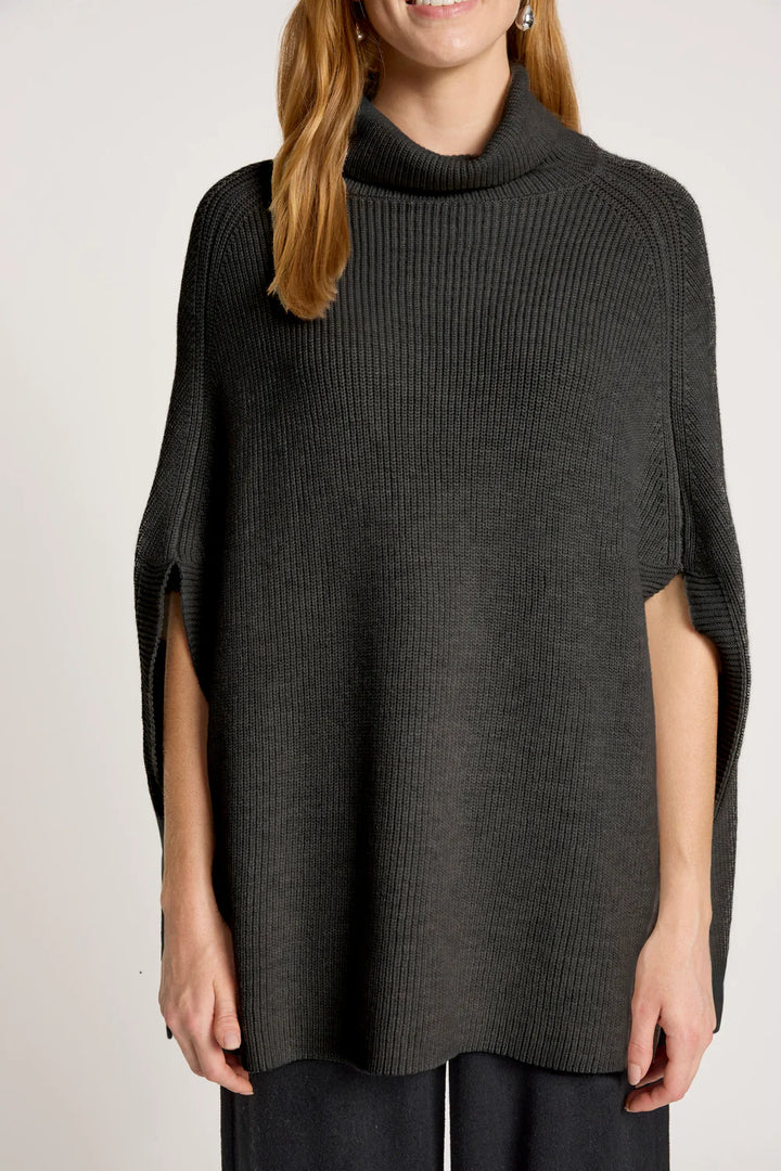 Berber Poncho - Char