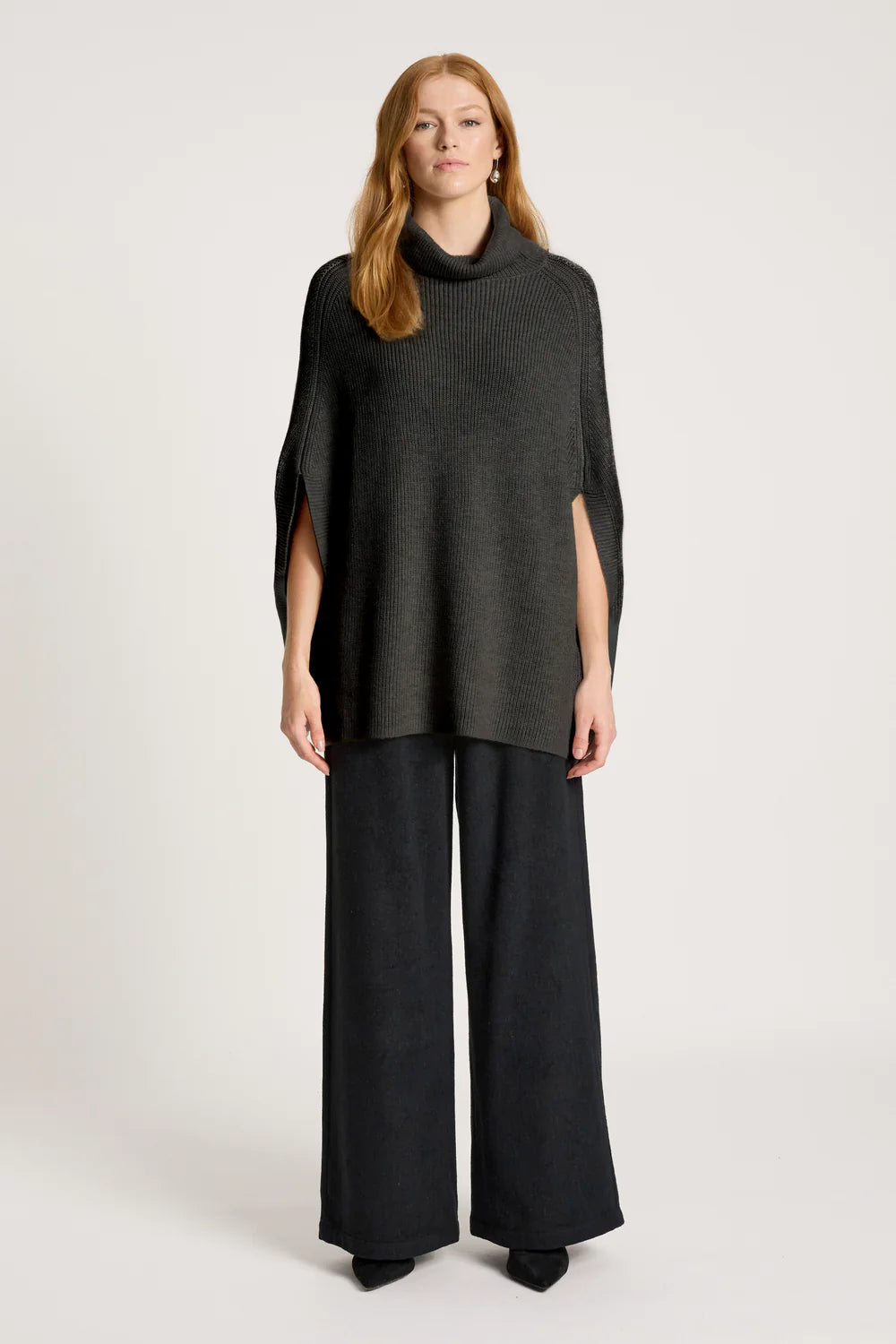 Berber Poncho - Char