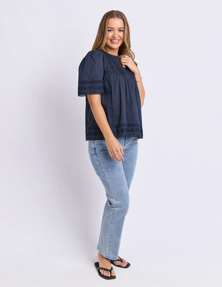 Foxwood Juna Top - Navy