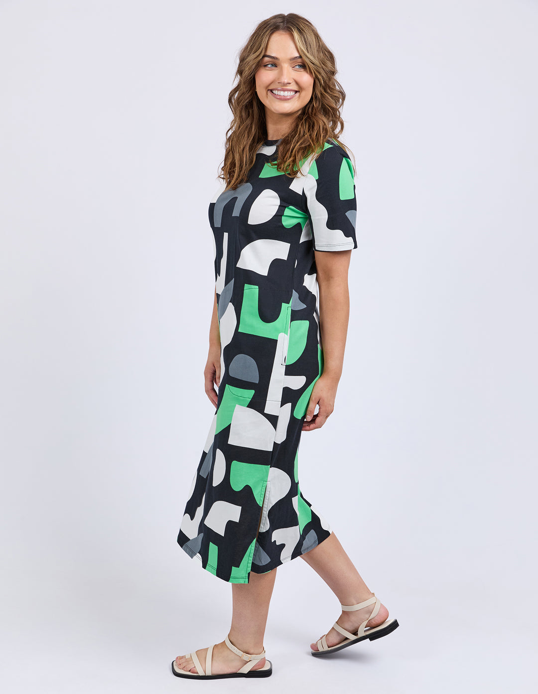 Elm Stijl Dress- Abstract Yardage Print