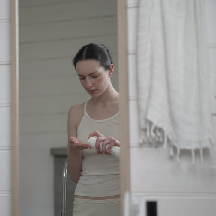 Clarifying Facial Cleansing Milk