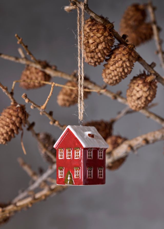 Hanging Mini House Red