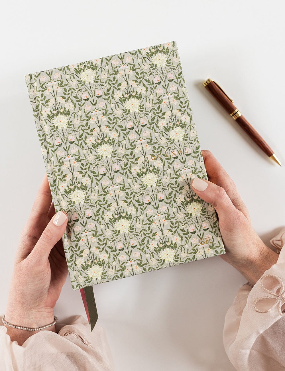 Linen Bound Lined Journal - Bloomere