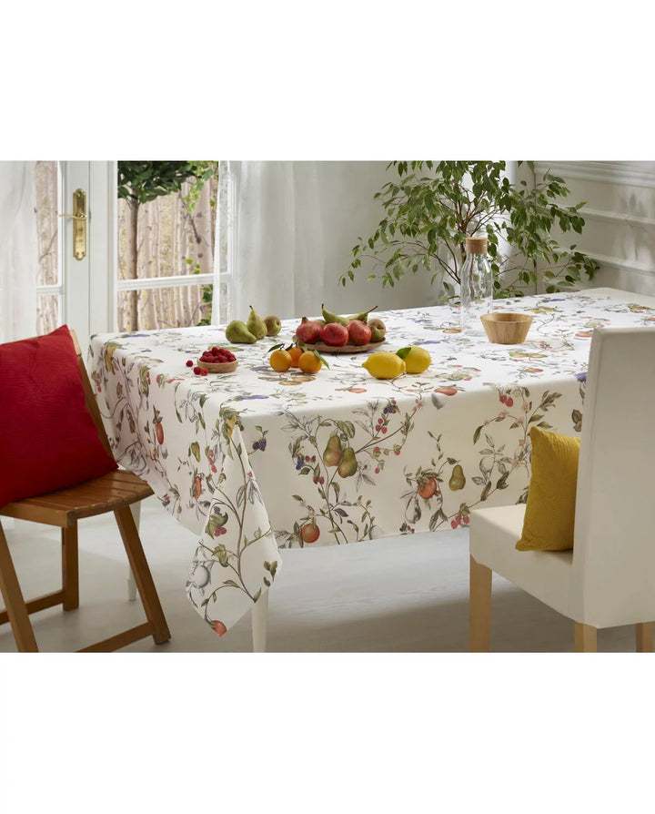Round Stain Resistant Tablecloth -150 cm