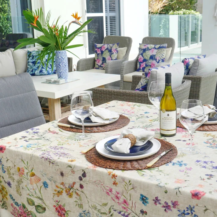 Medium Stain Resistant Tablecloth - 150cm x 250cm
