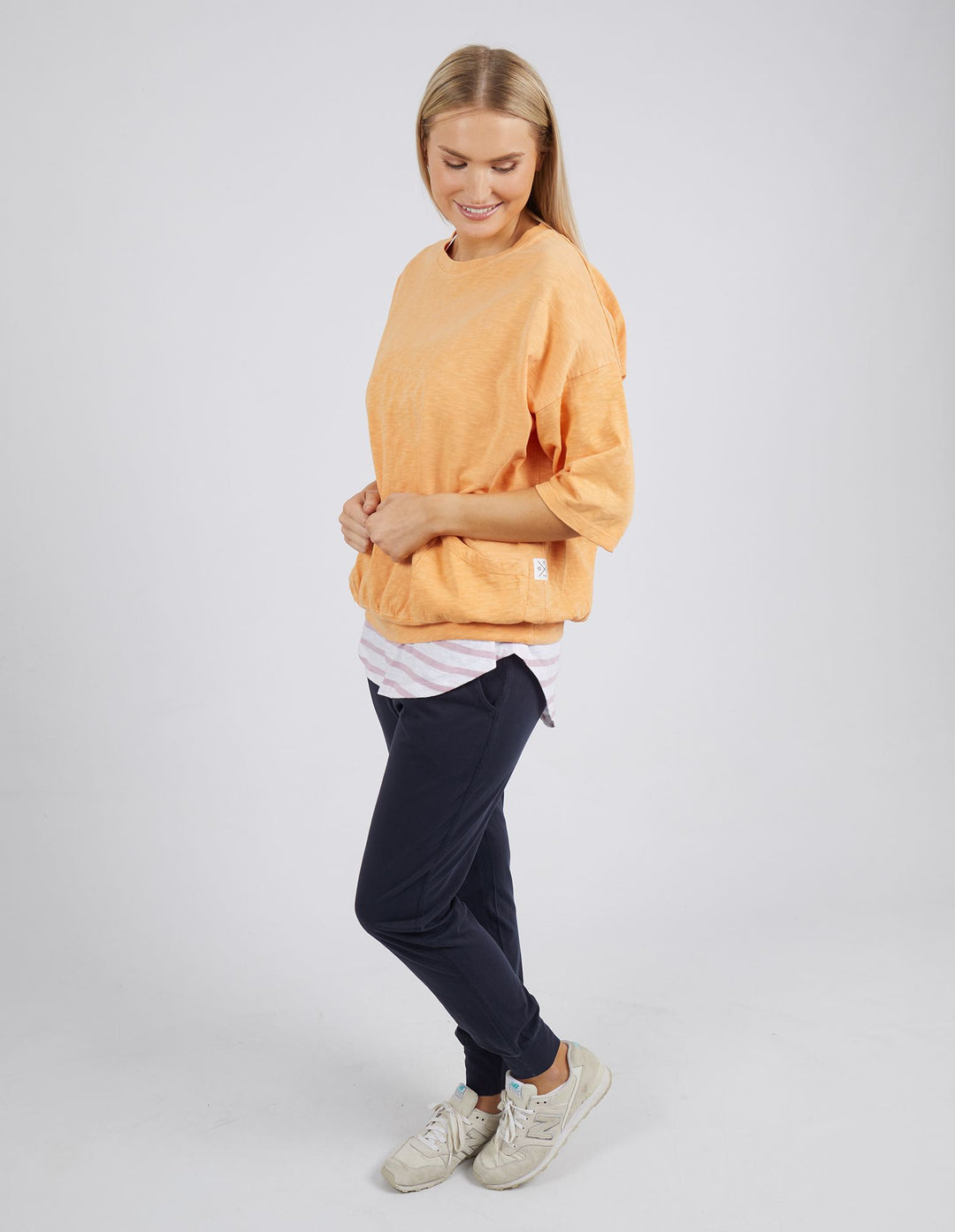 Elm Fundamental Mazie Sweat - Apricot