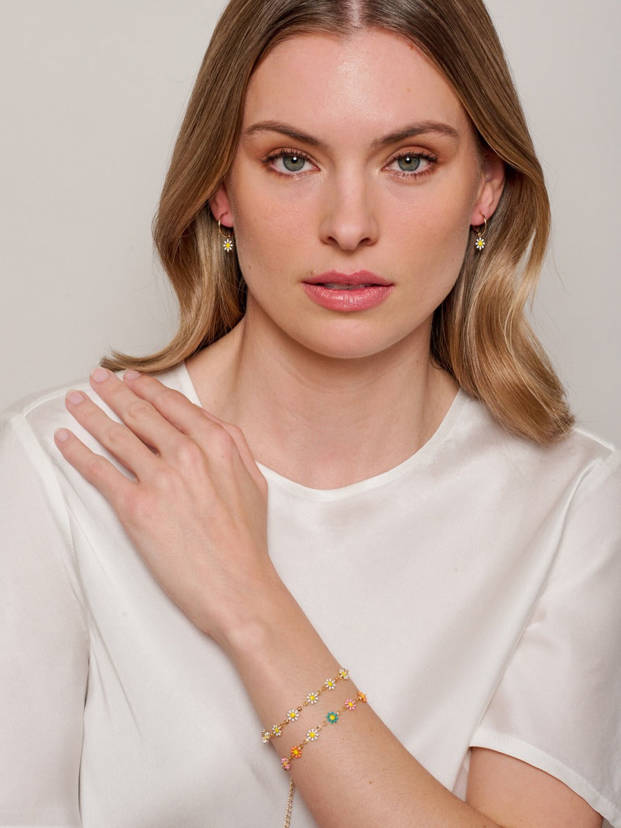 Tiger Tree Gold White Daisy Chain Bracelet