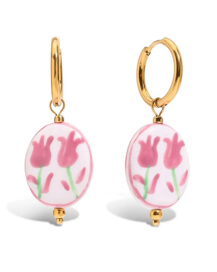 Victoria Cameo Tulip Dangle Earring