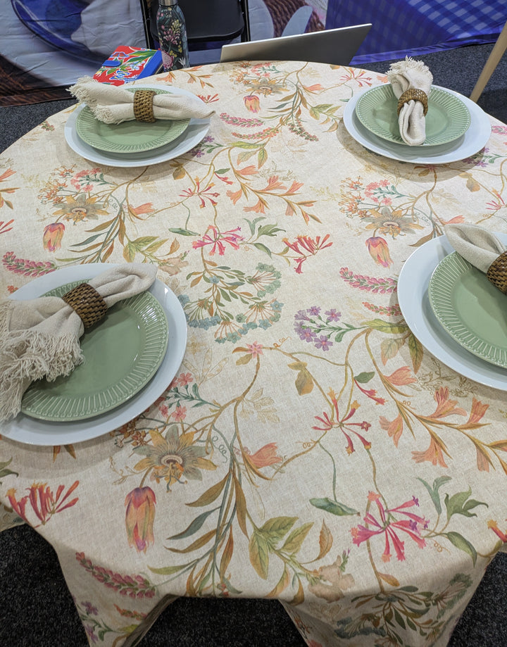 Round Stain Resistant Tablecloth -150 cm