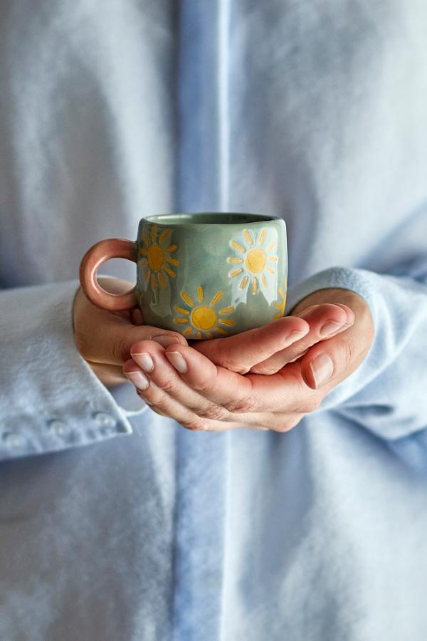 Nini Cup - Green with Yellow Suns