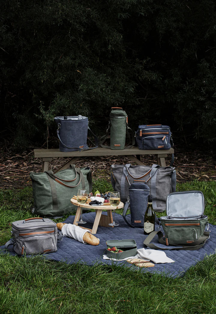 Kayce Navy Insulated Double Wine Bag