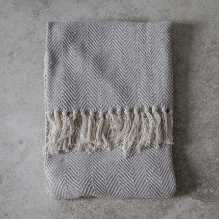 Barkot Twill Throw - Silver - 125 x 150cm