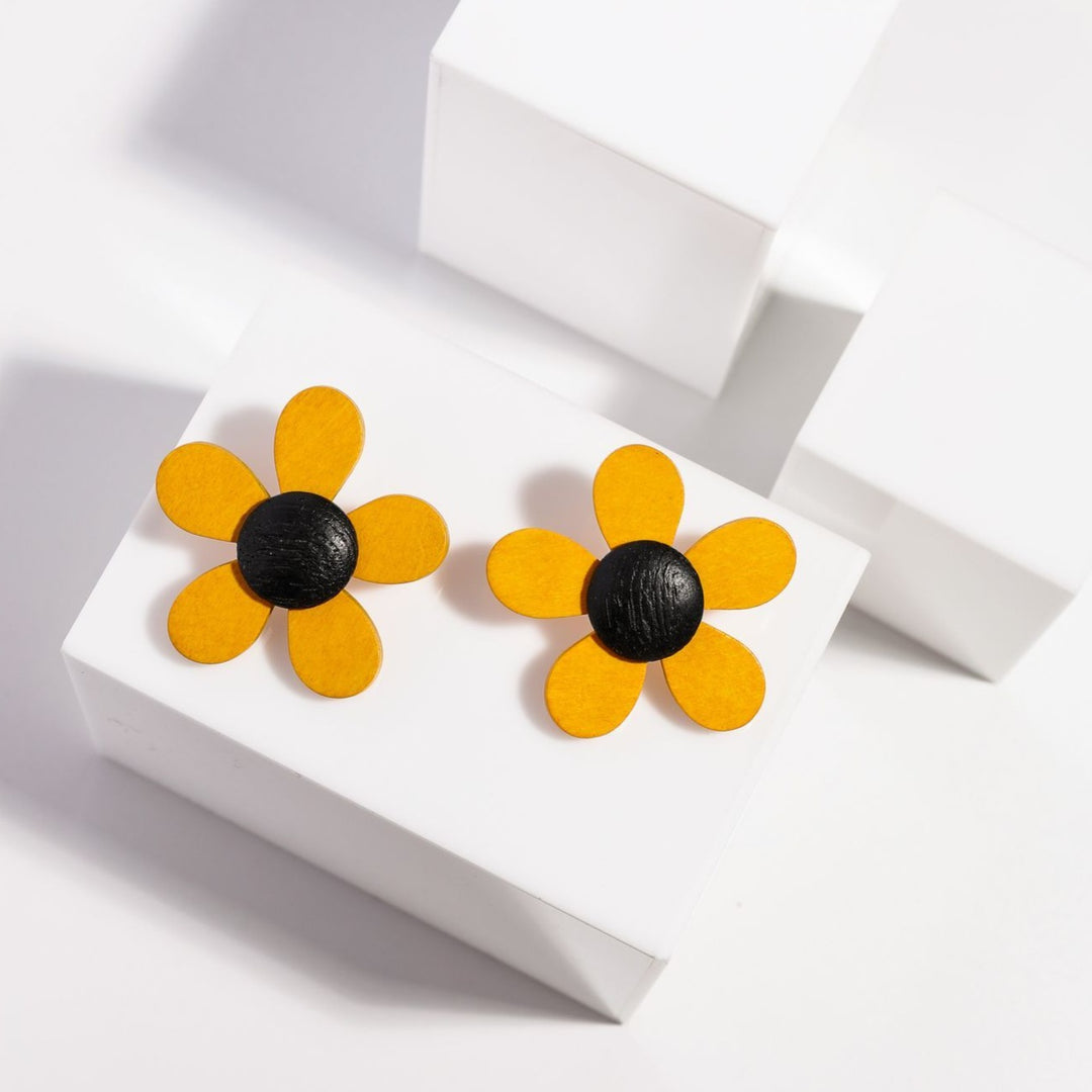 Daisy Do Earrings - Mustard