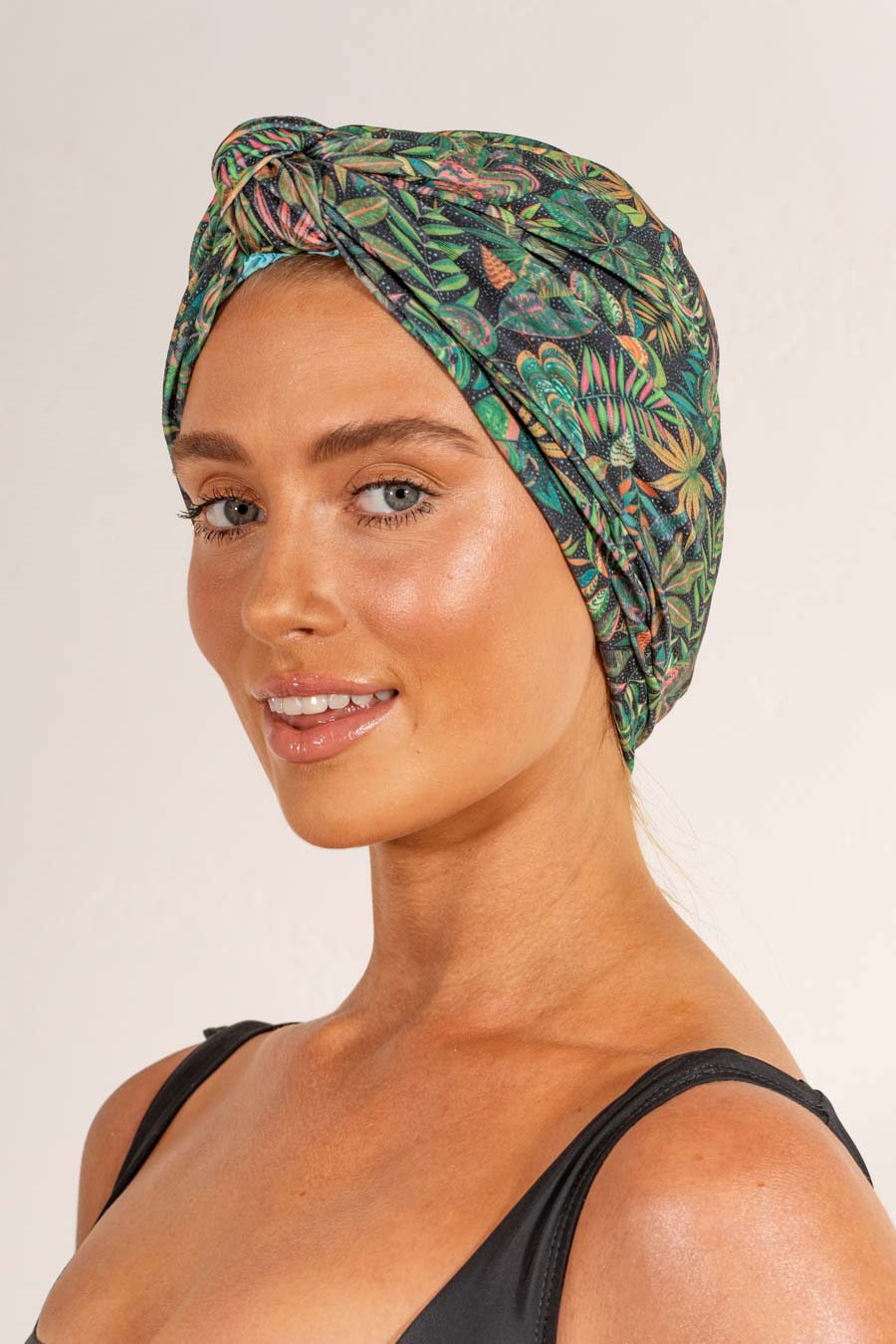Dahlia Shower Cap - Tropical Leaves