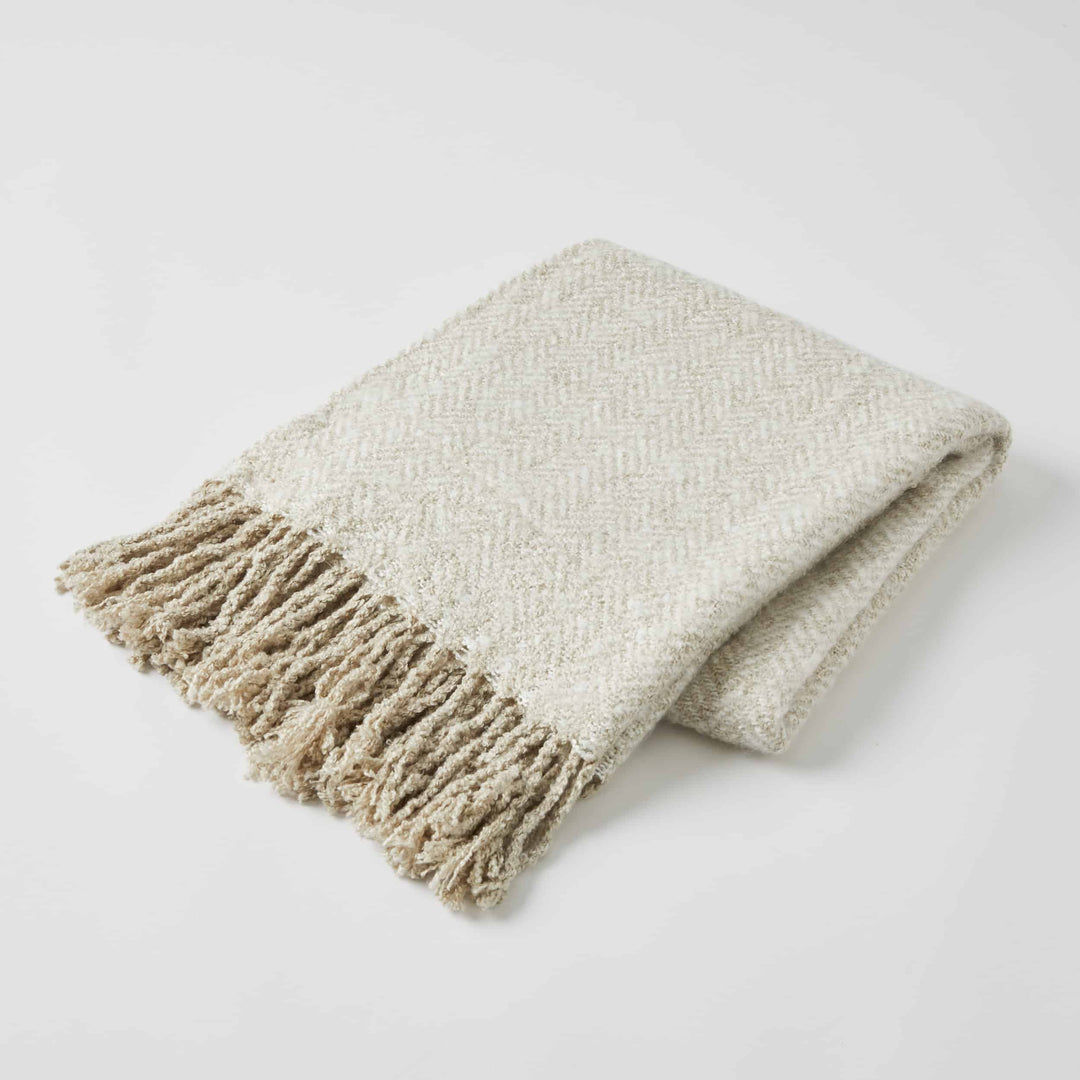 Oatmeal Herringbone Acrylic Throw