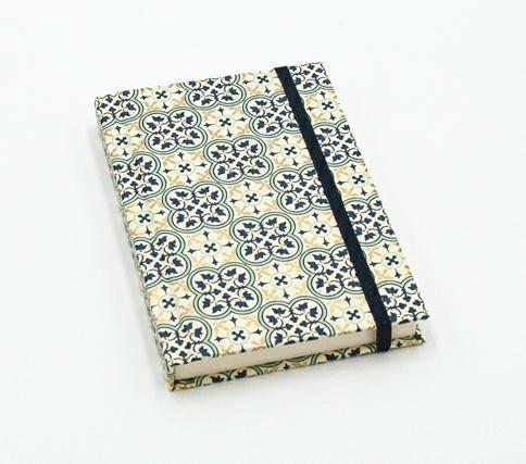 Kartos Quadrilobo Notebook 9x13cm with Elastic Closure
